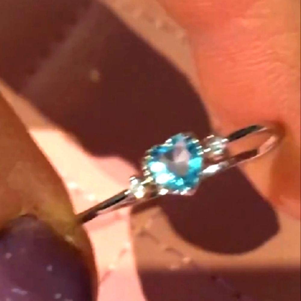 Stunning 925 Sterling silver promise ring sz 6 - Picture 10 of 17